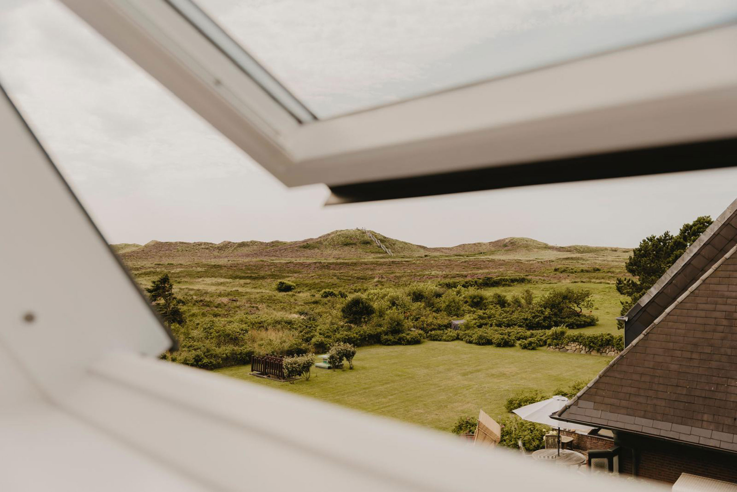 a7287a91-fac0-4de3-93b8-67d986f19454